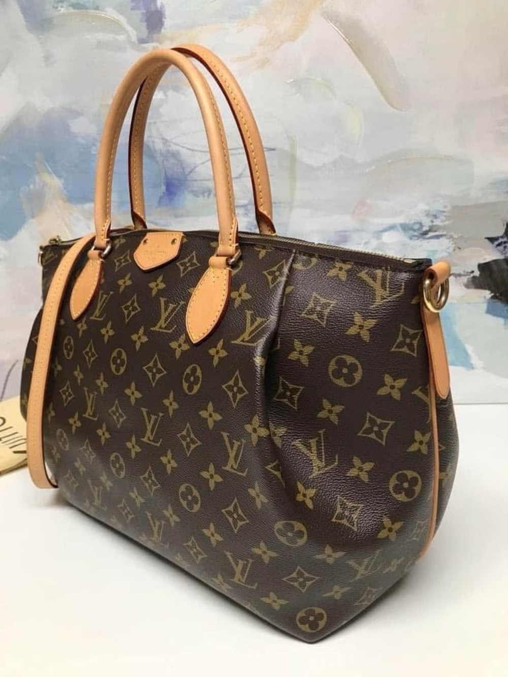 Louis Vuitton Monogram Canvas Turenne GM bag. - Picture 9 of 16